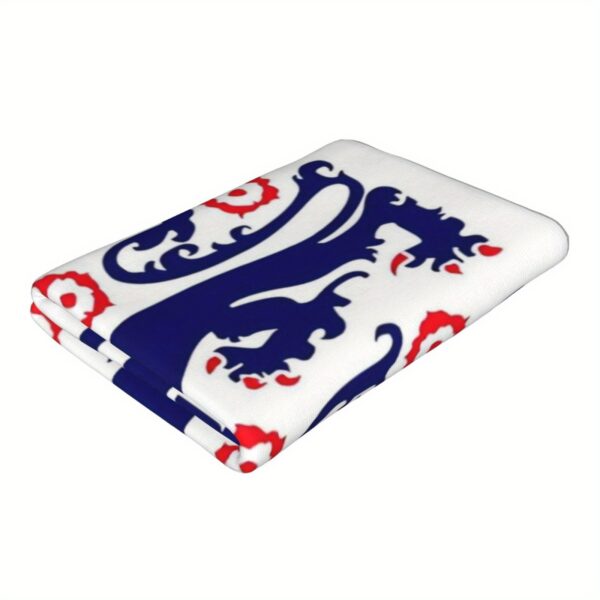 Serviette de Plage Imprimée Trois Lions Bleus d'Angleterre – Image 3
