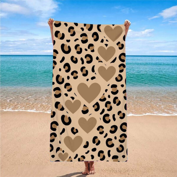 Serviette Imprimé Léopard & Cœur Chic – Image 6