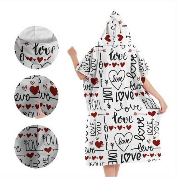 Poncho de plage cœur "LOVE" – Image 2