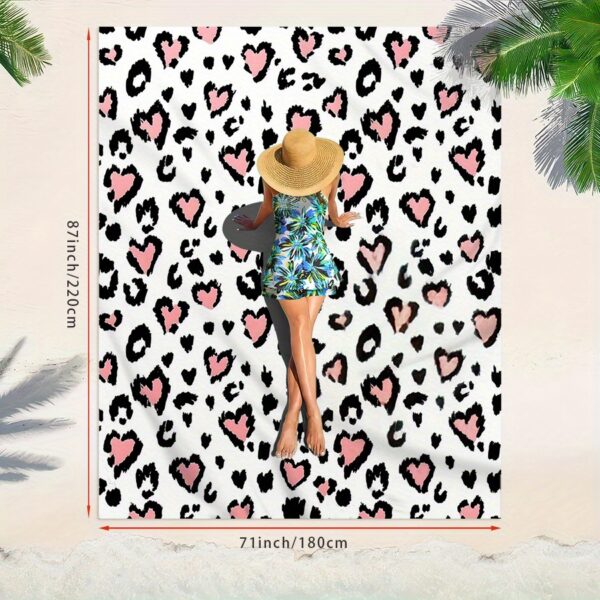 Drap de plage léopard rose amour – Image 7