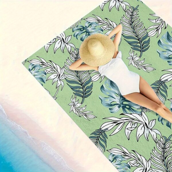 Drap de plage Feuilles Tropicales Luxuriantes – Image 2
