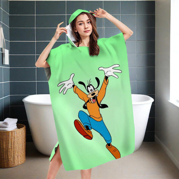 Poncho de plage Mickey Mouse & Goofy volant – Image 2