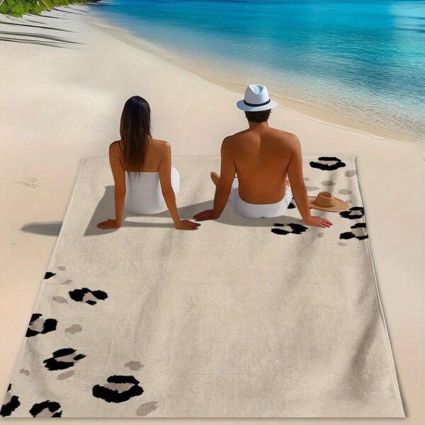 Serviette de plage Imprimé léopard beige – Image 6