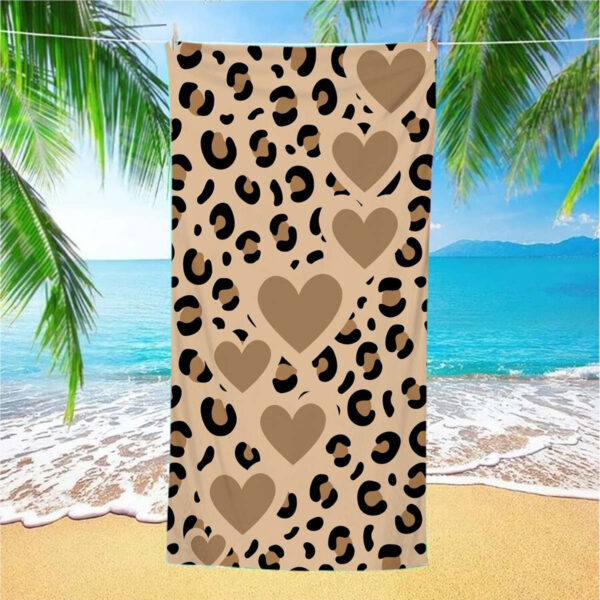 Serviette Imprimé Léopard & Cœur Chic
